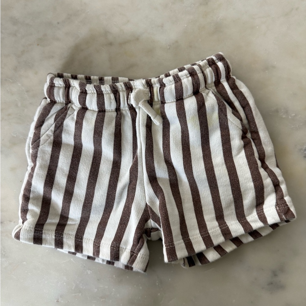 Zara brown striped boys shorts